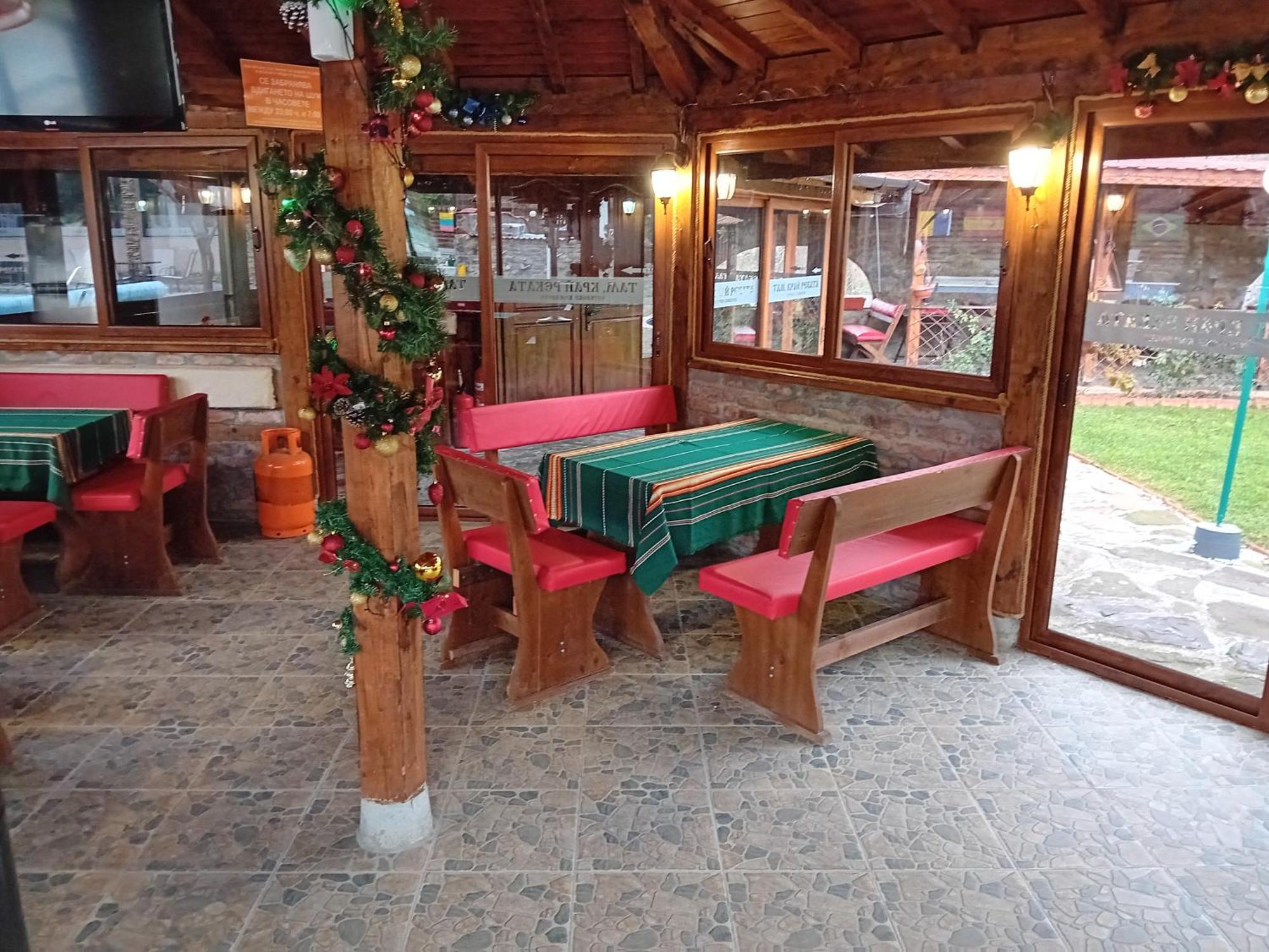 Къща За Гости "Там Край Реката " Slivek Exterior foto